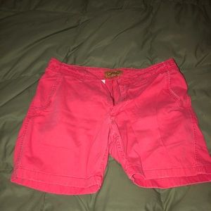 Red camel short cargo shorts